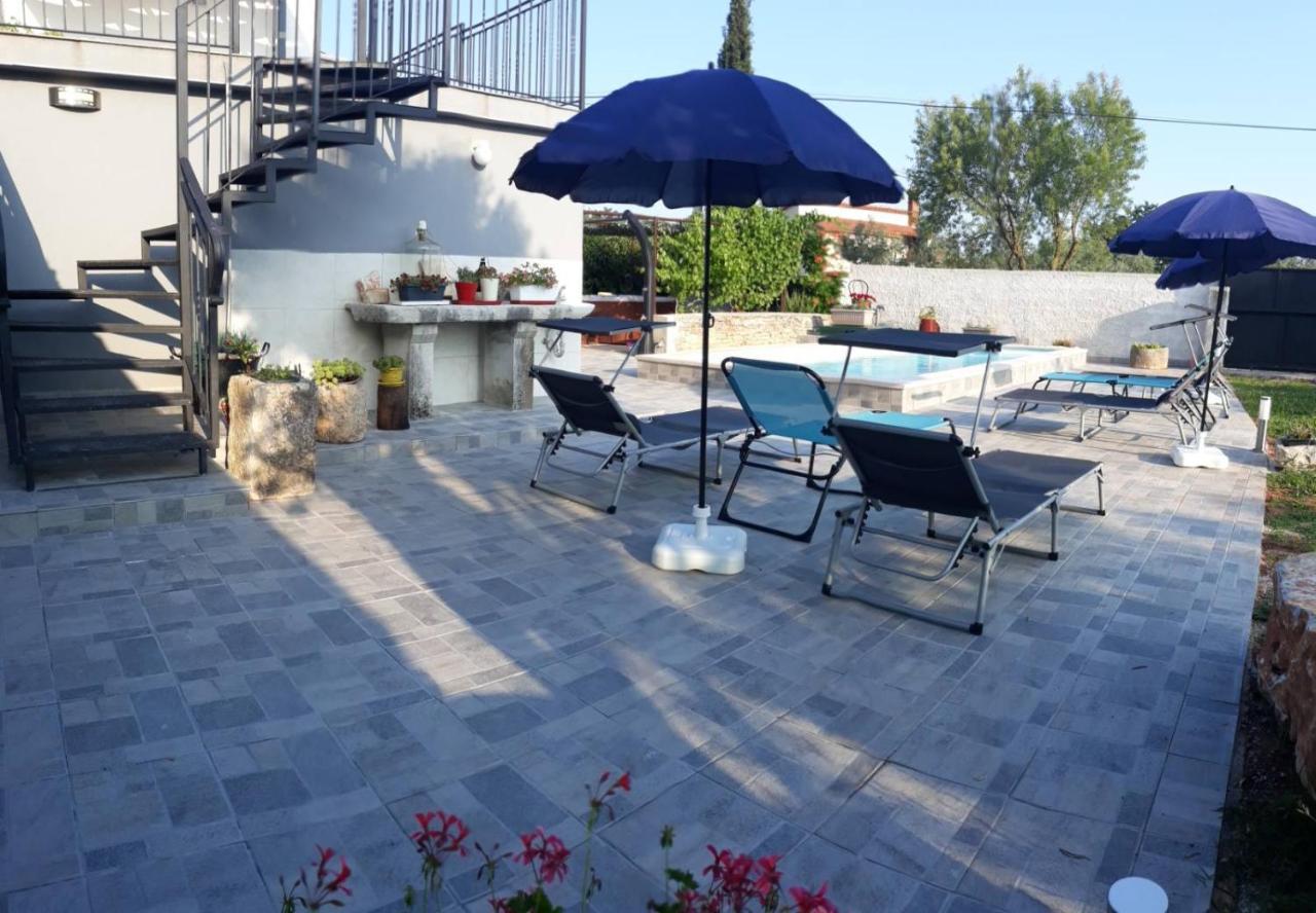 Holiday Home Dioniza فودنيان المظهر الخارجي الصورة