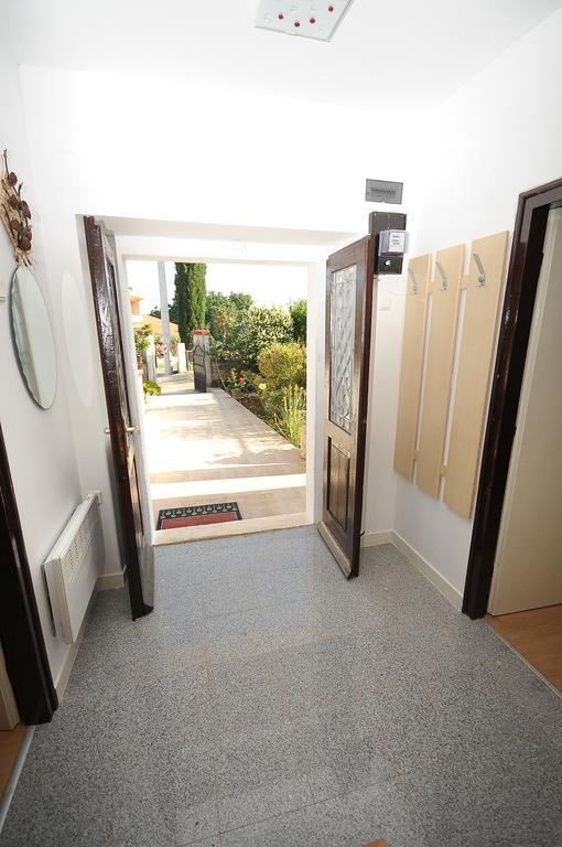 Holiday Home Dioniza فودنيان الغرفة الصورة