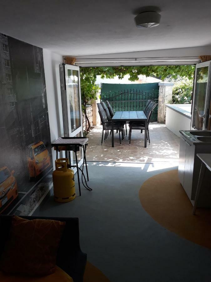 Holiday Home Dioniza فودنيان المظهر الخارجي الصورة