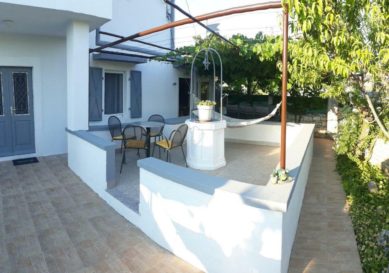 Holiday Home Dioniza فودنيان المظهر الخارجي الصورة